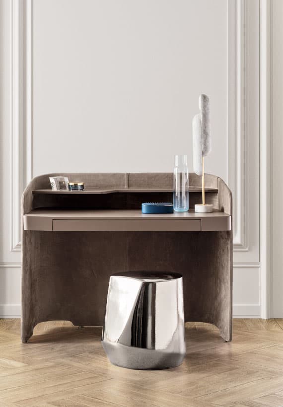 Casegoods Vanity thumbnail 4