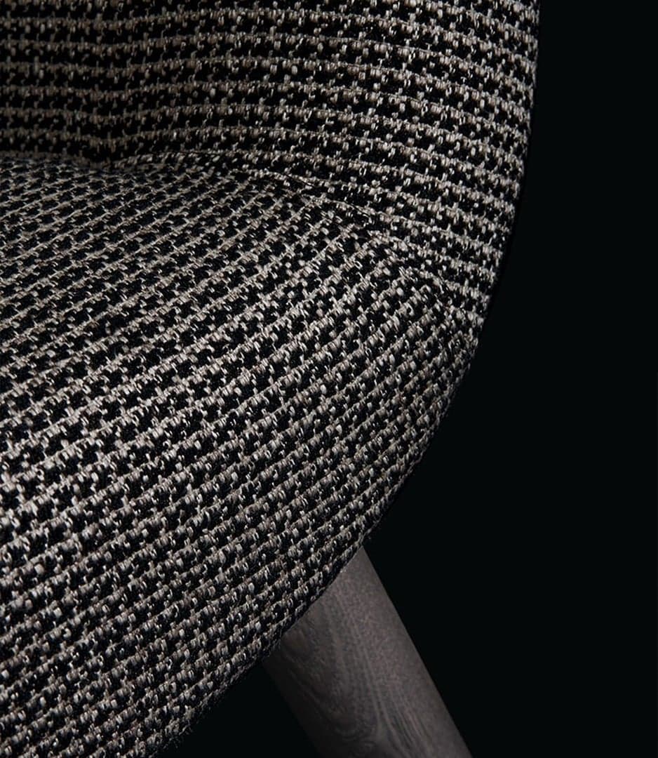 Gentleman Reserved thumbnail 2