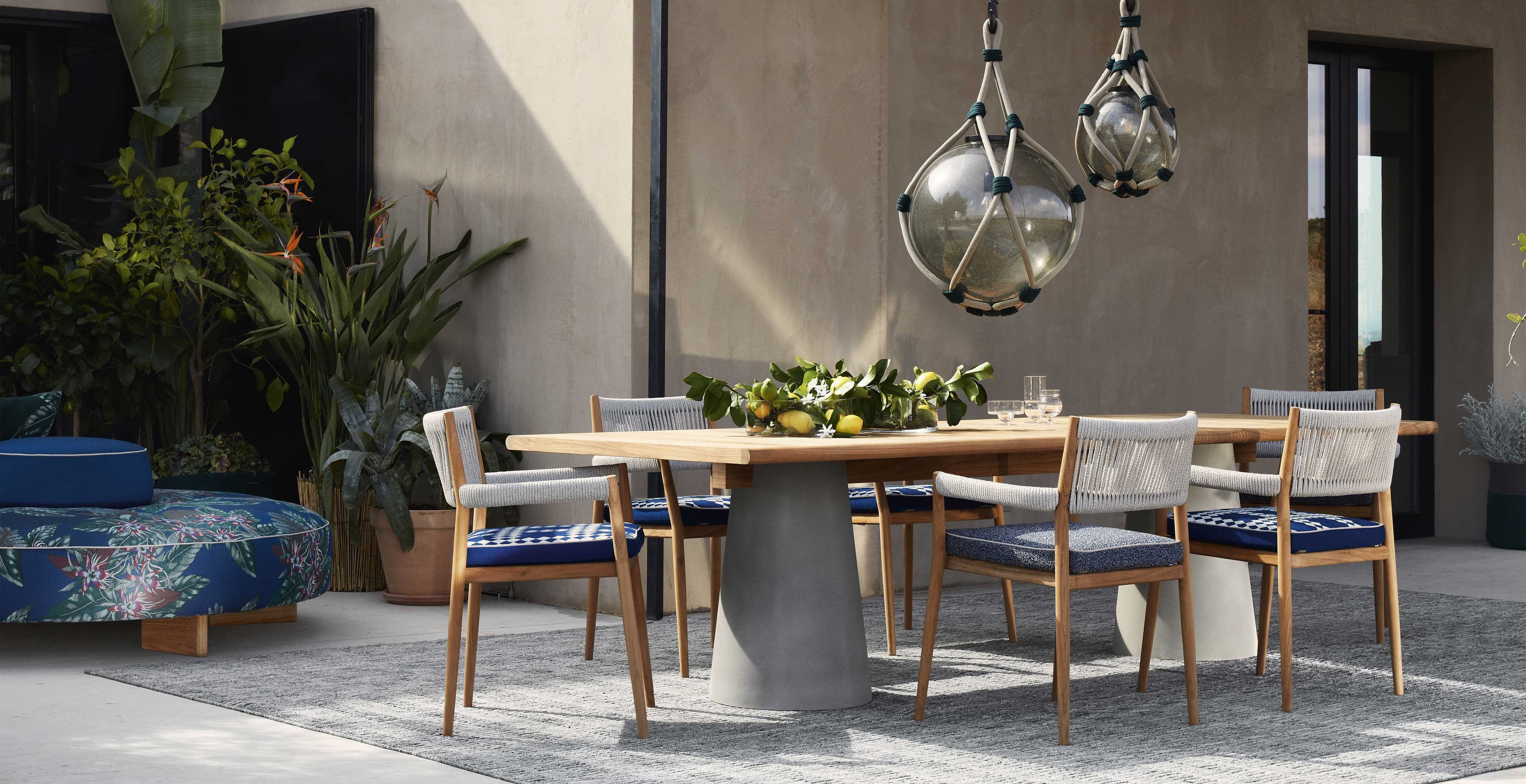 Dine Out | Rectangular table